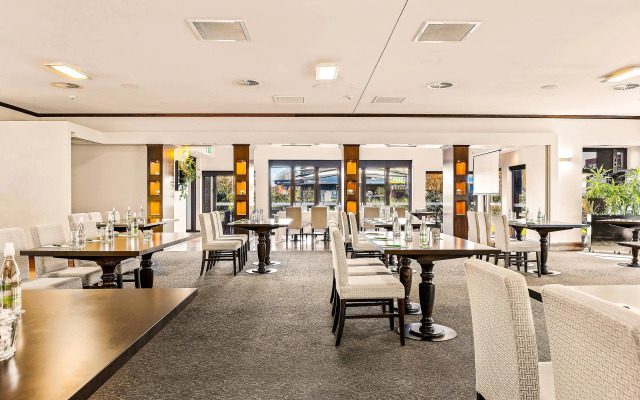 Hotel Elms Christchurch, an Ascend Collection Hotel