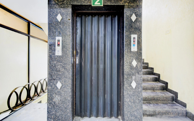 Townhouse Narayanaguda Metro Station Formerly Hotel Anshu Grand