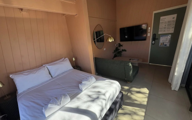 Aquarius Backpacker Resort – Guest Rooms – Byron Bay