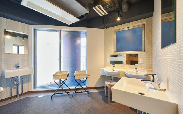 Capsule Hotel CONTINUE Njojo-Kita