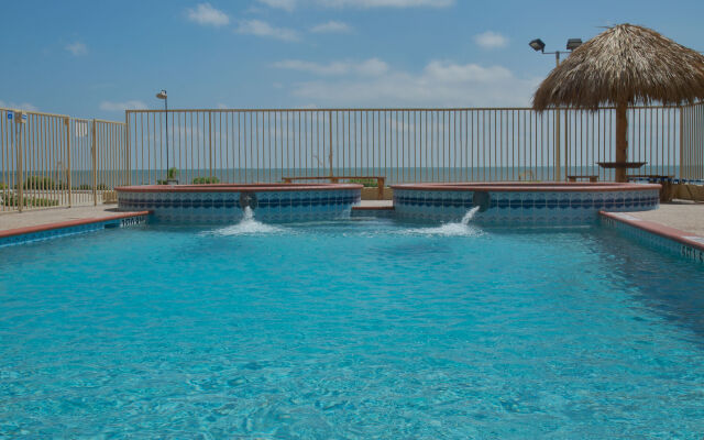 Holiday Inn Express Hotel & Suites Galveston West-Seawall by IHG