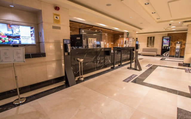Hotel Andalucia Center