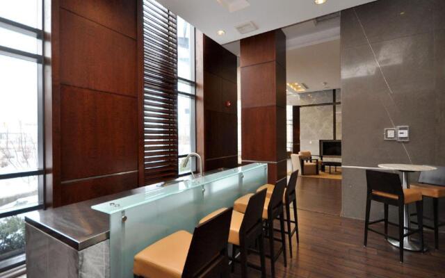 Royal Stays Furnished Apartments - Square One