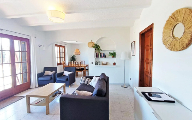 Beautiful holiday home in Calonge with private pool