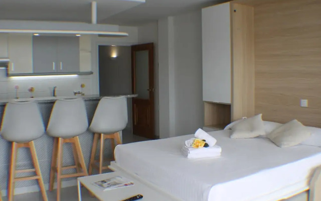 Pi Sunyer 4 1A in Roses