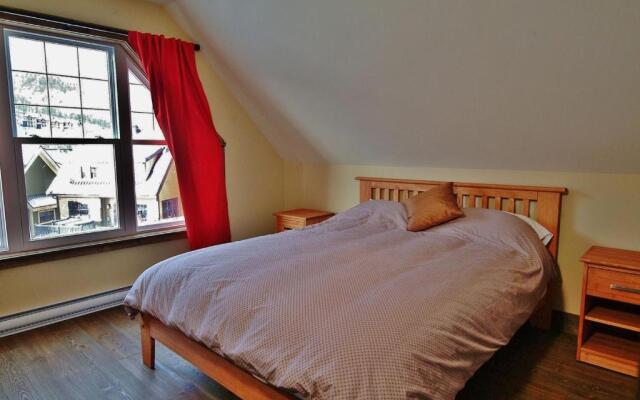 Chalets Alpins - 9014 Chemin des Alpages