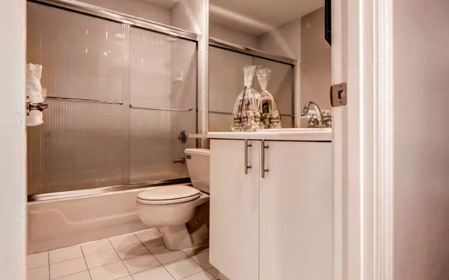 Global Luxury Suites at Back Bay