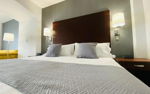 La Quinta by Wyndham Reynosa