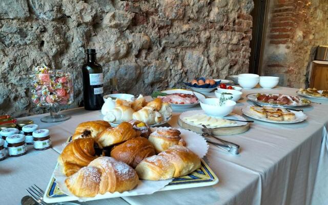 Badia Giulia Prestigious Historical B&B