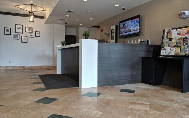 Royal Inn and Suites