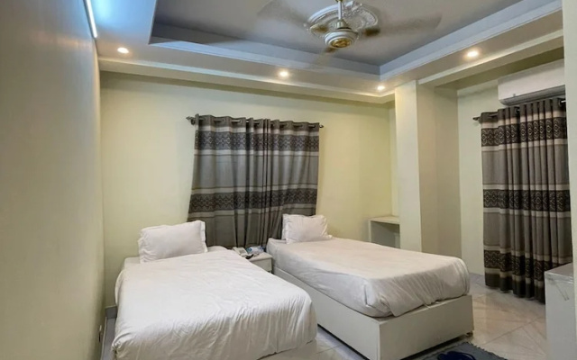Hotel White Stone