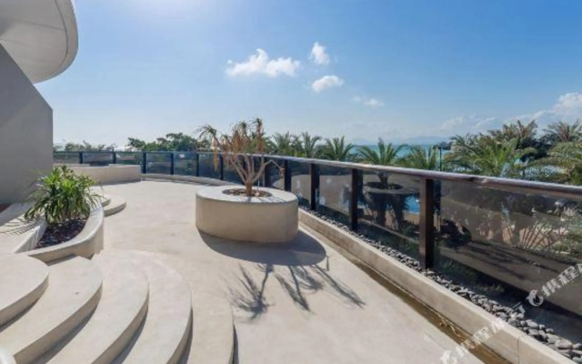 Phoenix Island Supreme Seaview Holiday Hotel