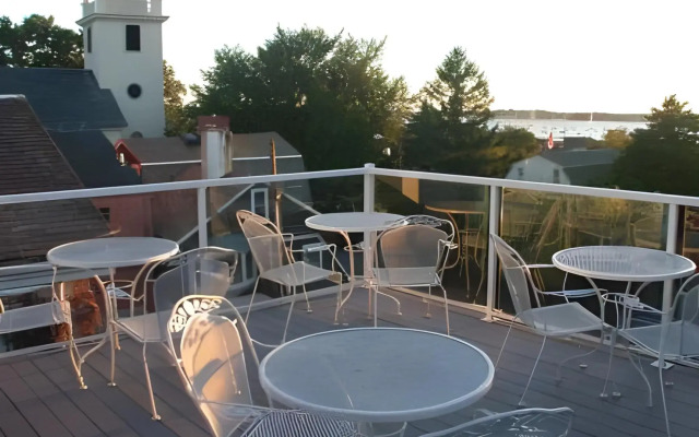 The Outlook Inn