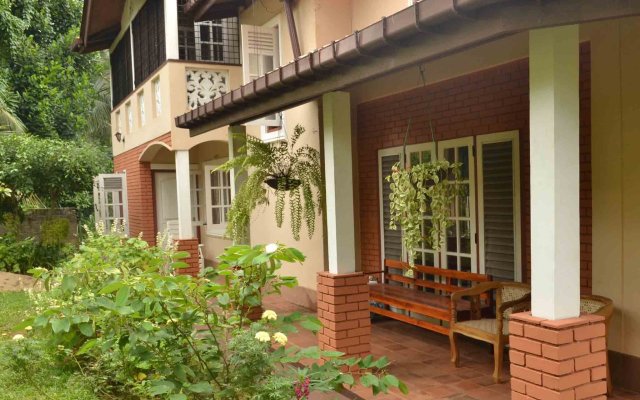 Guest House Sujatha