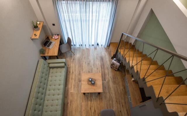 Tzes City Suites
