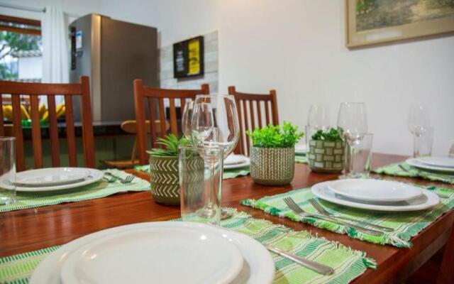Casa Andorinha com 3 quartos com ar e piscina