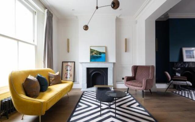 Chalcot Road Iv By Onefinestay