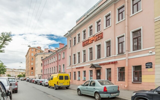 Loft Apartments Griboedova