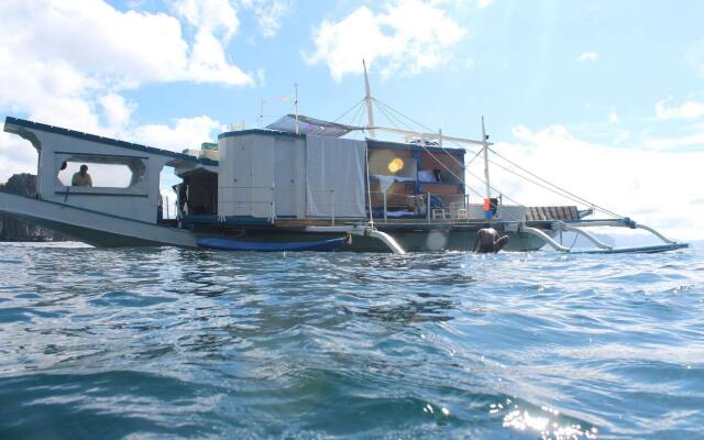 Palawan Secret Cruise
