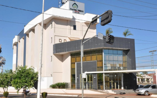 Premier Pallace Hotel