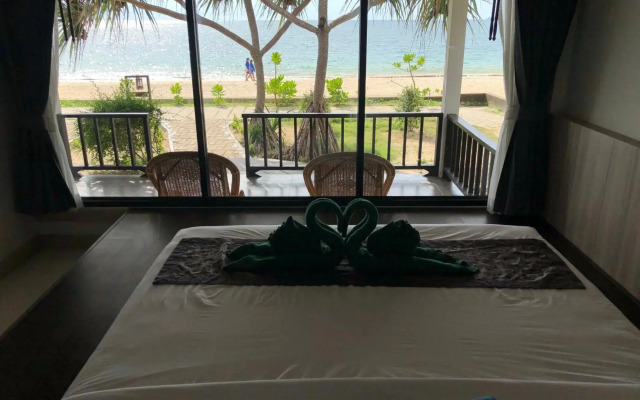 Nakara Long Beach Resort