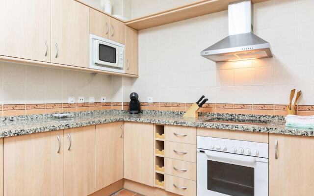 Soulful Apartment in Alcaucín With Swimming Pool