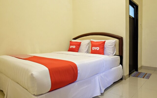 Pondok Dian Syariah by OYO Rooms