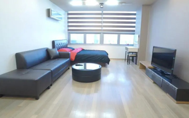 Edencity Dossi Renthouse