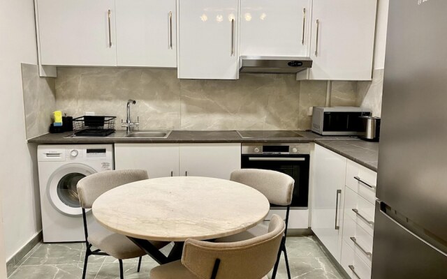 White Arches Sea View Apt No 2