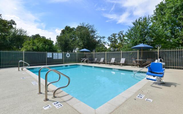 Holiday Inn Express & Suites Austin SW - Sunset Valley by IHG