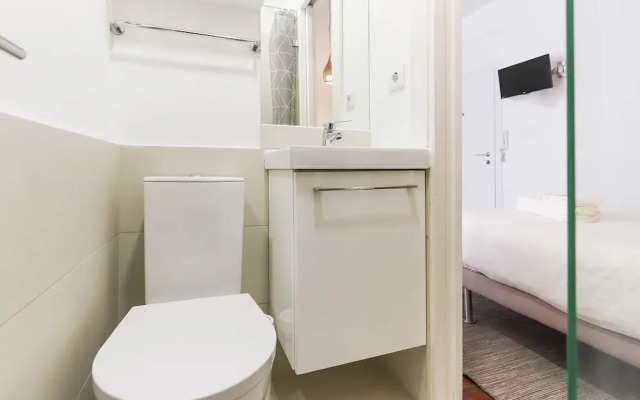 Santos Tiny Studio II by Homing