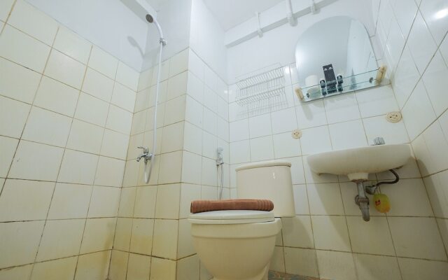 Pool View Studio at Kebagusan City Apartment