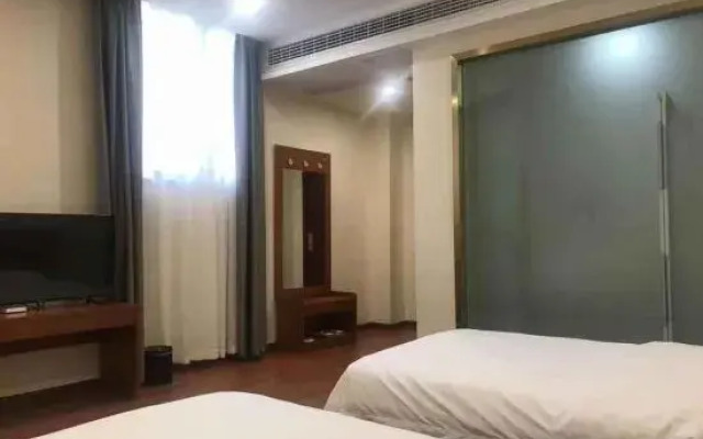 Huaibei Xiangfeng Hotel
