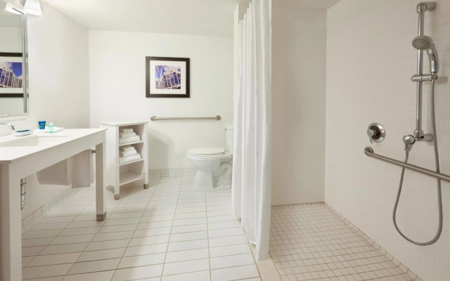 Four Points by Sheraton Halifax