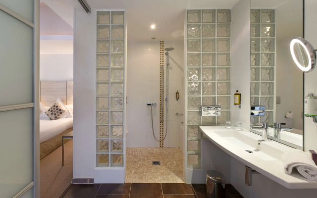 Best Western Plus La Corniche