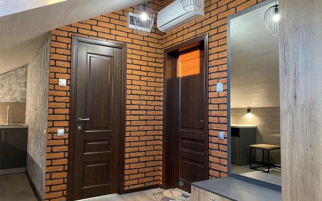 Attic Apart-Hotel