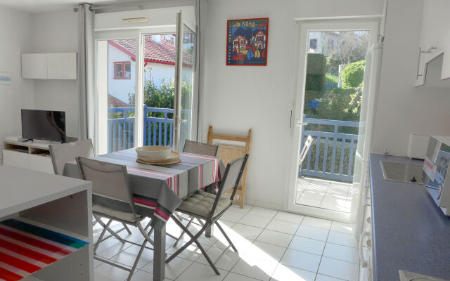 Apartment Ikara