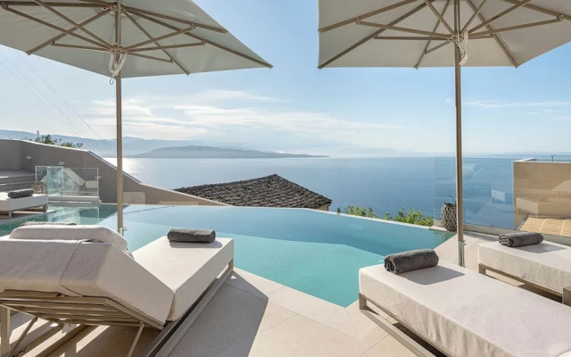 Sea n Sky by WhiteDream Villas