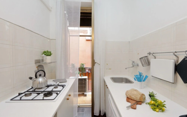 Urbana Apartment
