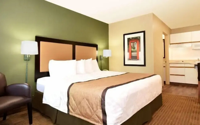 Wonderful Room in Music City