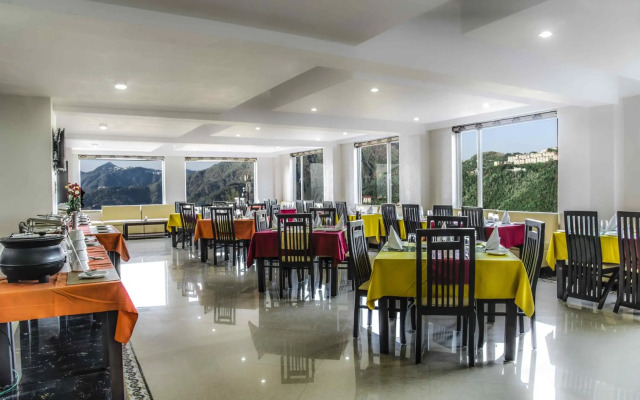 OYO 9101 Shoghi Eco Valley