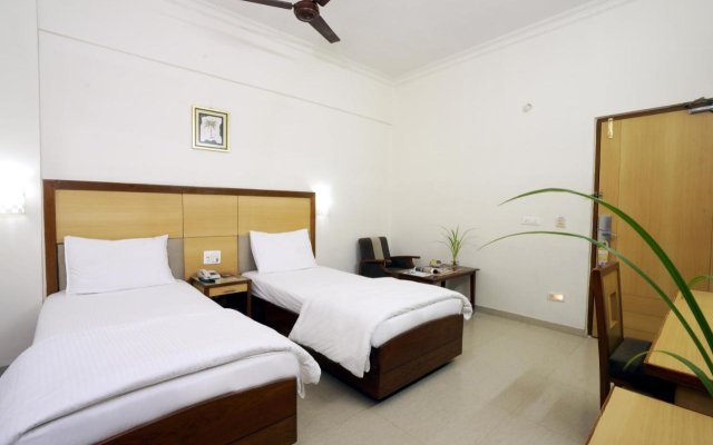 Hotel Geetha Regency