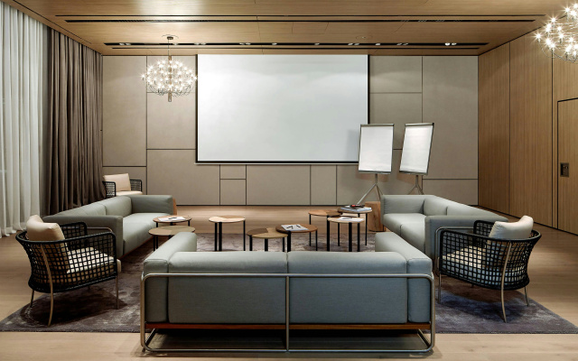 Roomers Baden-Baden, Autograph Collection