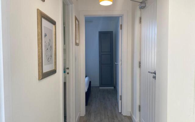 Wyndham Crescent - Stylish Flat in Popular Pontcanna