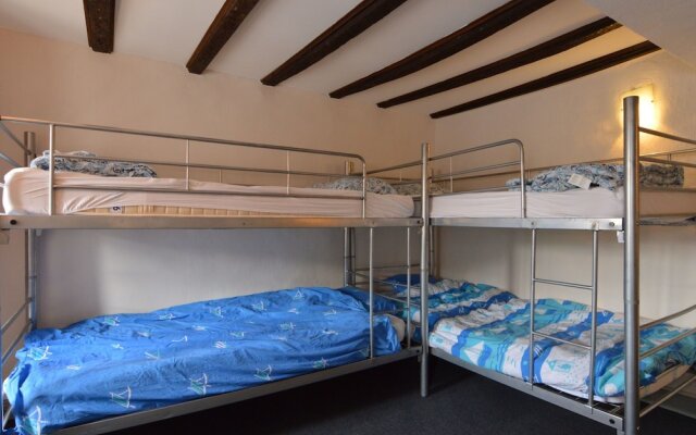 Pleasant Holiday Home in Ouren With a Bar