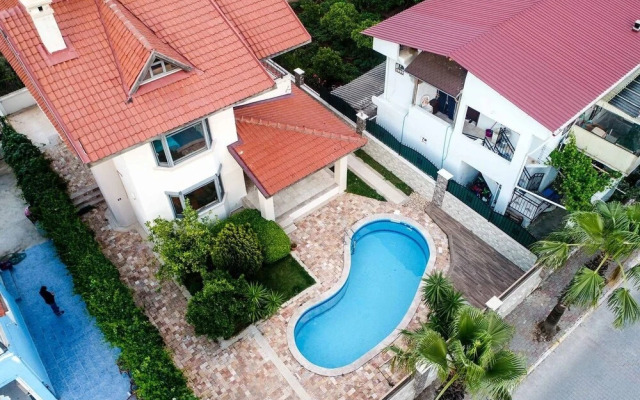 Villa Akar İcmeler