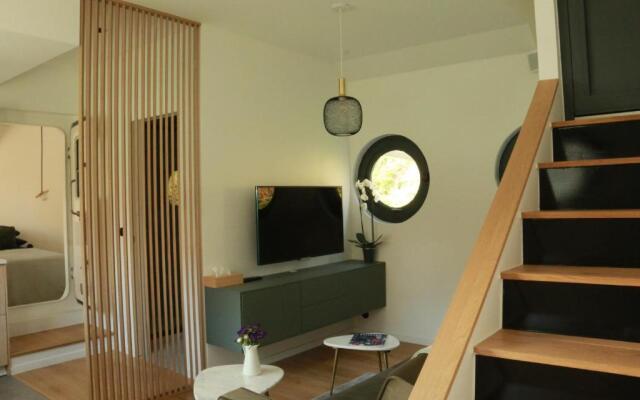 Studio très cosy - indépendant dans une péniche - Paris 16