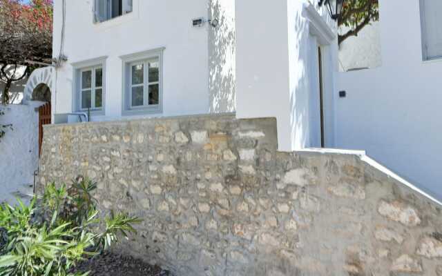 Douskos Citrus Apartments Hydra