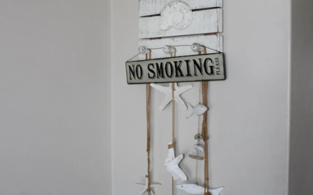 Waterfront, 17 Quay West