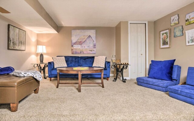 Bel Air Apartment w/ Pool ~ 2 Mi to Main St